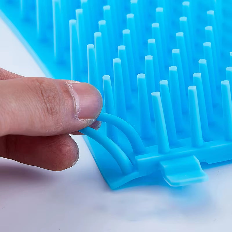 Portable Dog Paw Cleaner Cup with Soft Silicone Brushes for Efficient and Convenient Cleaning